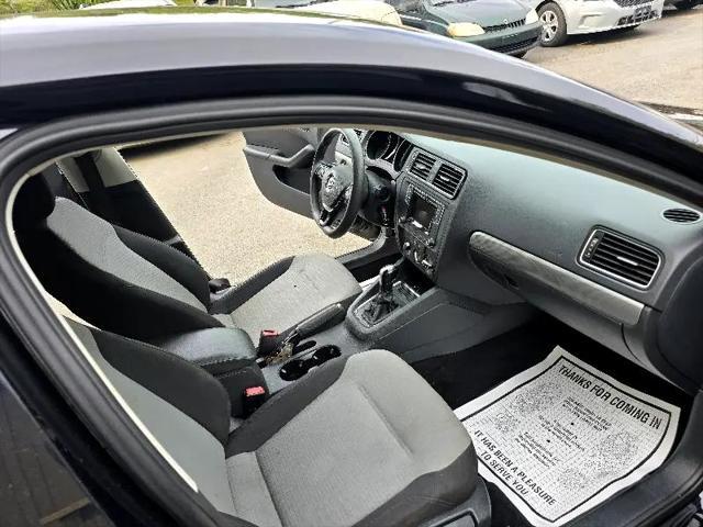used 2017 Volkswagen Jetta car, priced at $9,500
