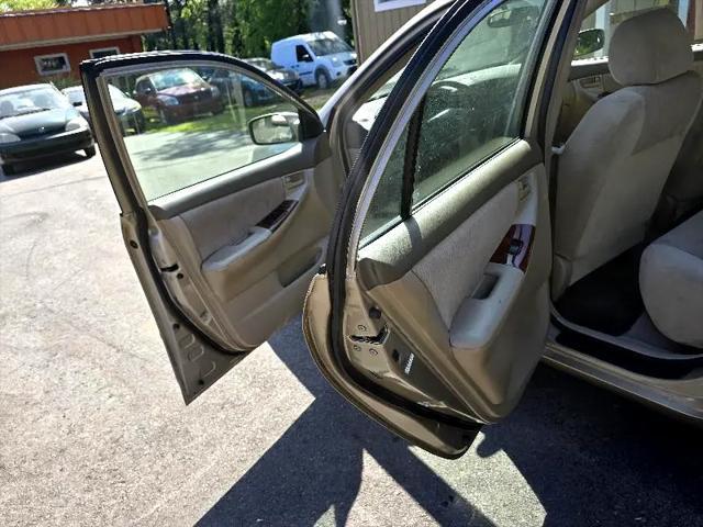 used 2007 Toyota Corolla car, priced at $4,900