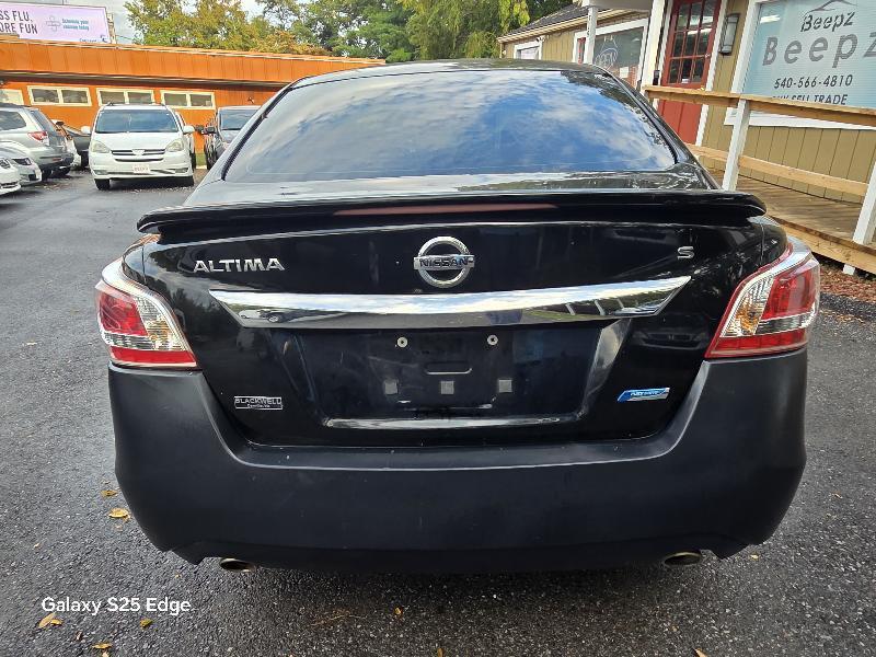 used 2013 Nissan Altima car, priced at $3,900