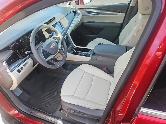 used 2021 Cadillac XT5 car, priced at $28,261