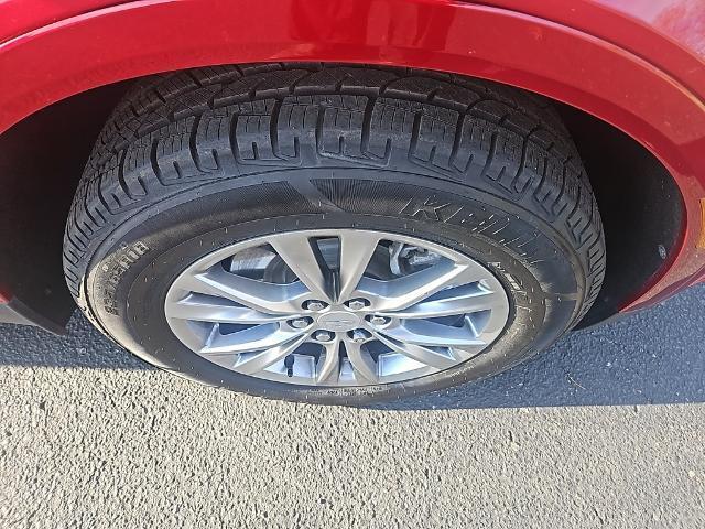 used 2021 Cadillac XT5 car, priced at $28,261