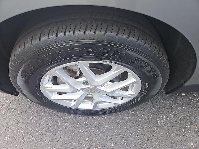 used 2024 Chevrolet Equinox car, priced at $21,843