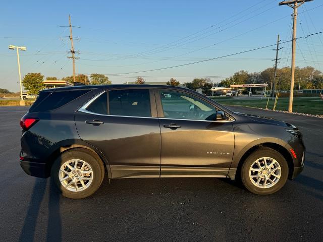 used 2022 Chevrolet Equinox car, priced at $22,726