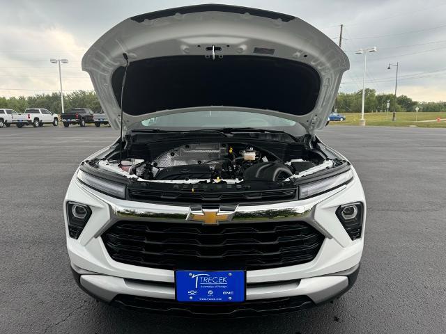 new 2025 Chevrolet TrailBlazer car, priced at $30,030