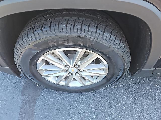 used 2023 Chevrolet Traverse car, priced at $31,686