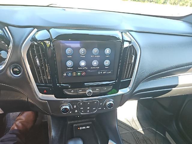used 2023 Chevrolet Traverse car, priced at $31,686