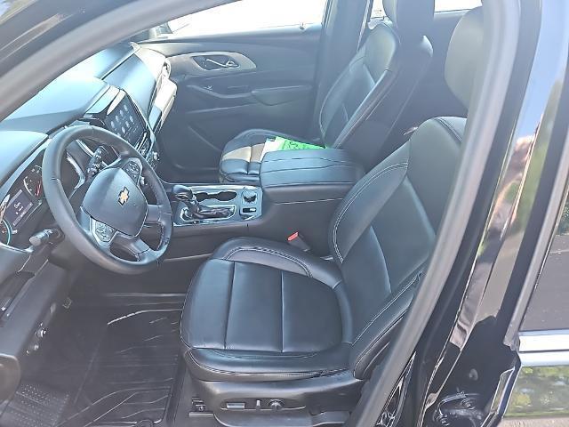 used 2023 Chevrolet Traverse car, priced at $31,686
