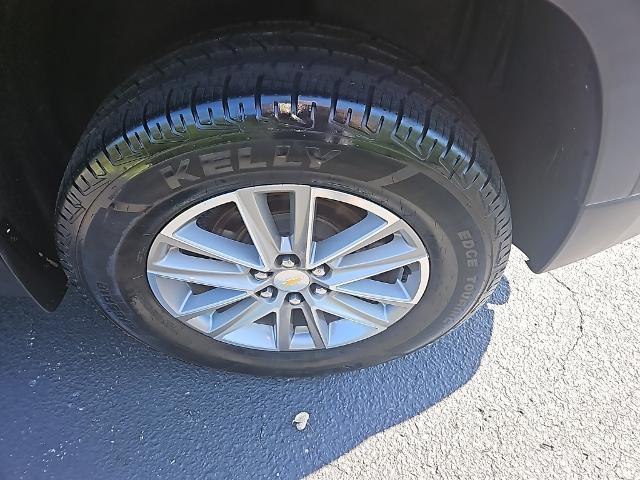 used 2023 Chevrolet Traverse car, priced at $31,686