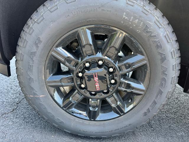 new 2025 GMC Sierra 2500 car, priced at $76,085