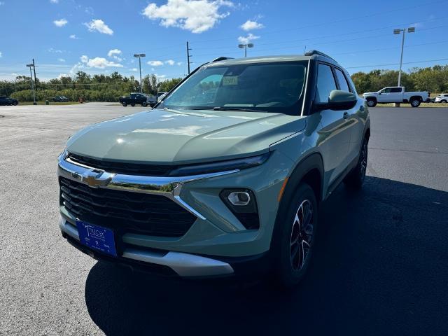 new 2025 Chevrolet TrailBlazer car, priced at $29,580