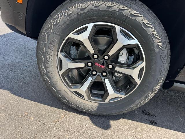 new 2025 GMC Yukon car, priced at $83,070