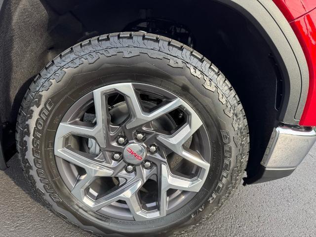 new 2025 GMC Sierra 1500 car, priced at $62,325