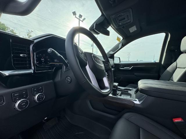 new 2025 GMC Sierra 1500 car, priced at $62,325