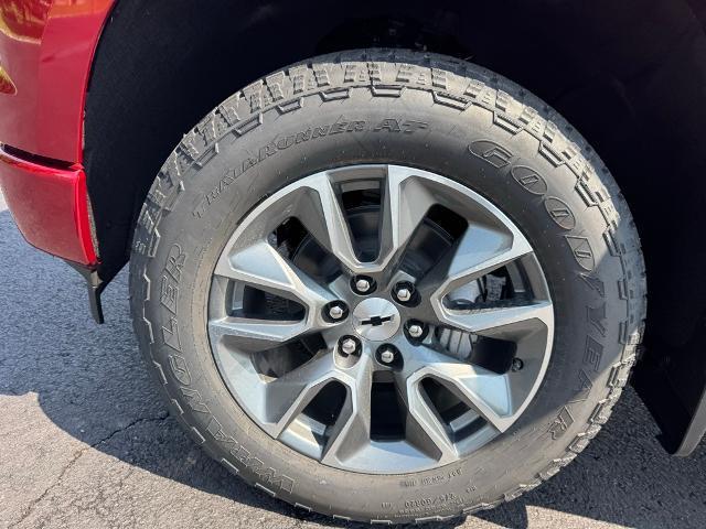 new 2025 Chevrolet Silverado 1500 car