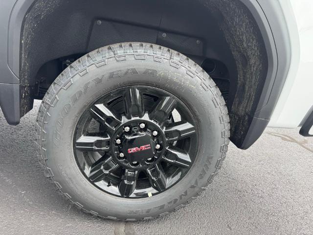 new 2025 GMC Sierra 2500 car, priced at $86,560
