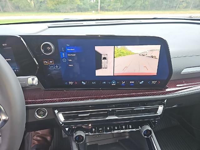 new 2026 Chevrolet Traverse car, priced at $53,400