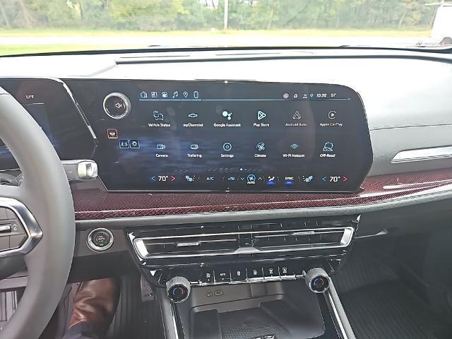 new 2026 Chevrolet Traverse car, priced at $53,400