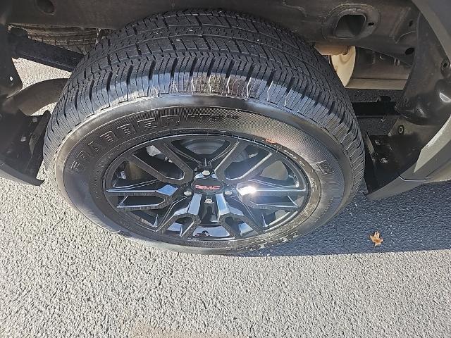 used 2024 GMC Sierra 1500 car, priced at $41,828