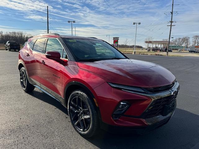 new 2025 Chevrolet Blazer car