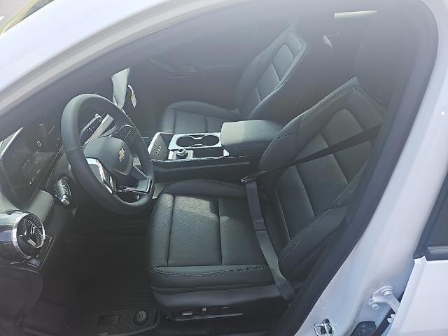 new 2026 Chevrolet Equinox car, priced at $33,910