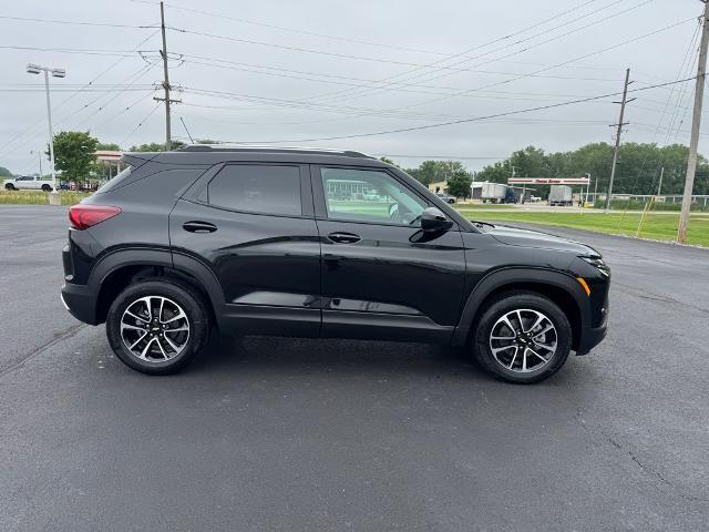 new 2026 Chevrolet TrailBlazer car, priced at $30,025