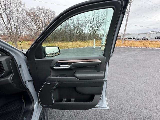 new 2025 Chevrolet Silverado 1500 car, priced at $61,400