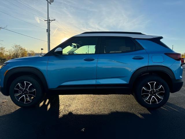 new 2025 Chevrolet TrailBlazer car, priced at $32,530