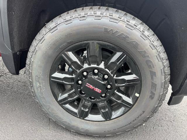 new 2025 GMC Sierra 2500 car, priced at $86,660