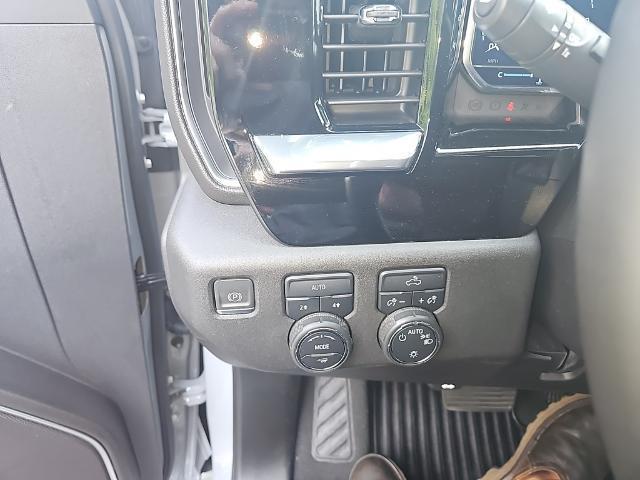used 2024 Chevrolet Silverado 1500 car, priced at $40,100