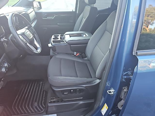 used 2024 GMC Sierra 1500 car, priced at $37,000