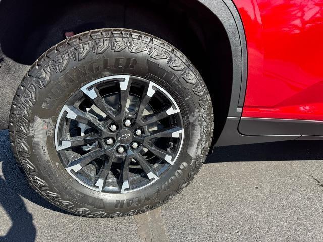 new 2025 Chevrolet Traverse car
