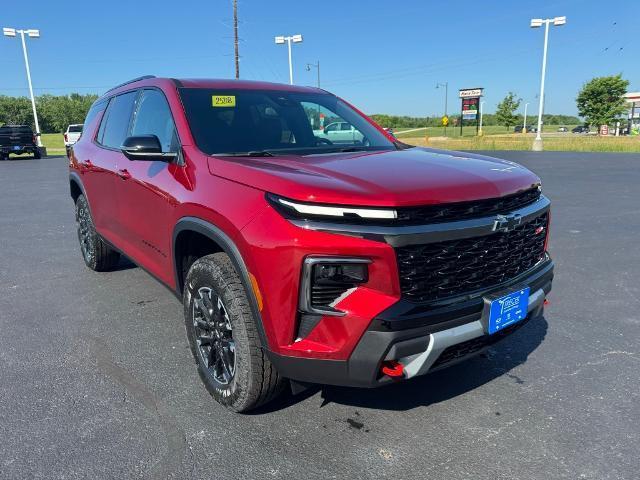 new 2025 Chevrolet Traverse car