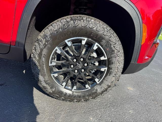new 2025 Chevrolet Traverse car