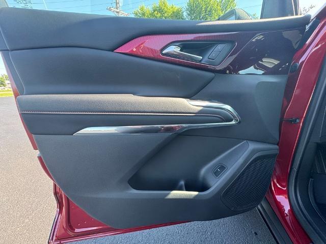 new 2025 Chevrolet Traverse car