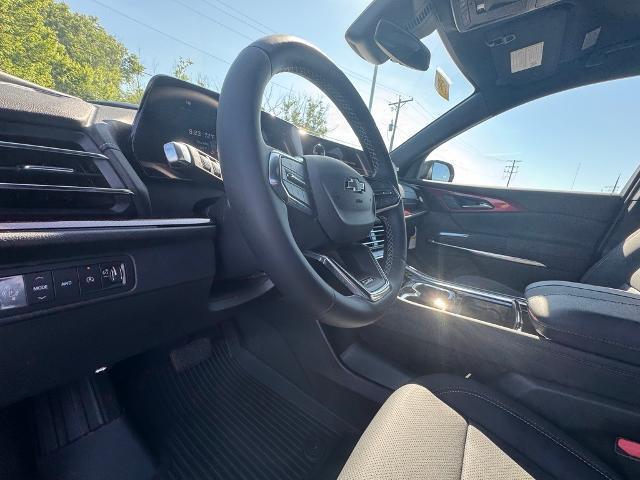 new 2025 Chevrolet Traverse car
