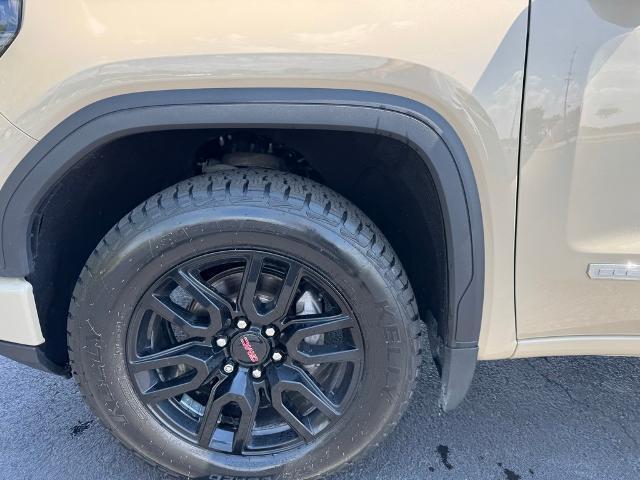 used 2022 GMC Sierra 1500 car, priced at $39,582