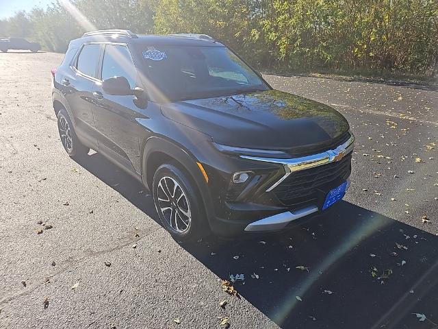 used 2024 Chevrolet TrailBlazer car, priced at $25,271