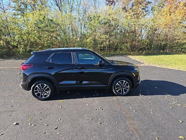 used 2024 Chevrolet TrailBlazer car, priced at $25,271