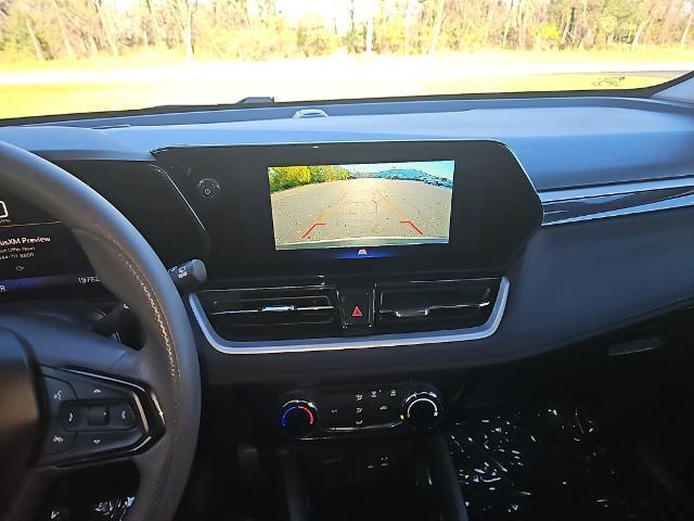 used 2024 Chevrolet TrailBlazer car, priced at $25,271