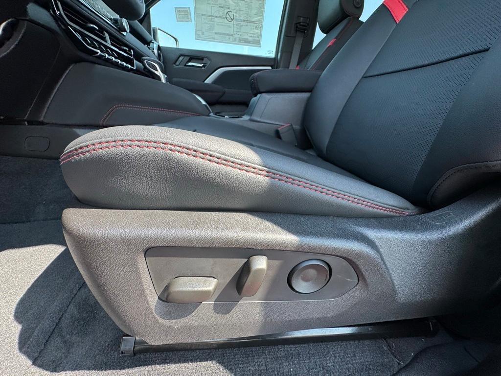 new 2025 Chevrolet Colorado car, priced at $47,835
