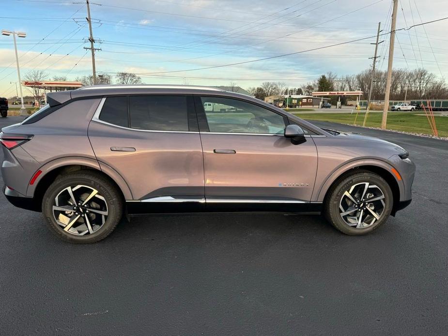 new 2025 Chevrolet Equinox EV car