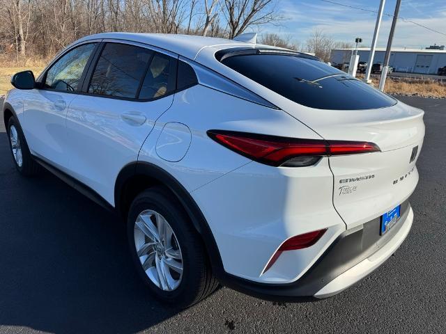 new 2024 Buick Envista car, priced at $25,332