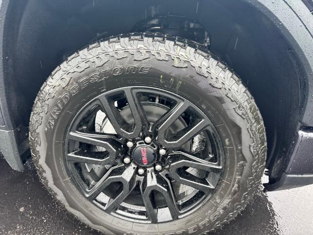 new 2025 GMC Sierra 1500 car, priced at $56,100