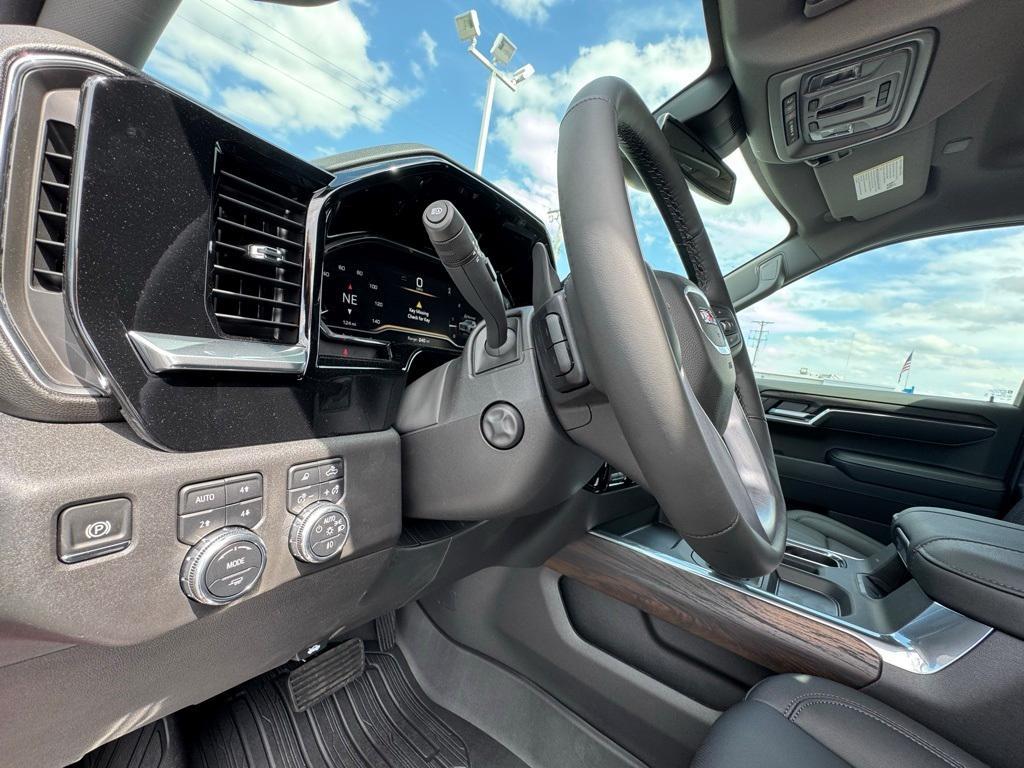 new 2025 GMC Sierra 1500 car