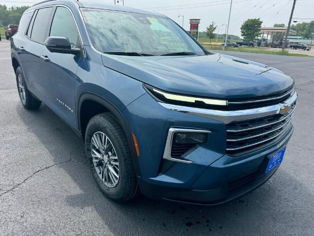 new 2025 Chevrolet Traverse car, priced at $45,700