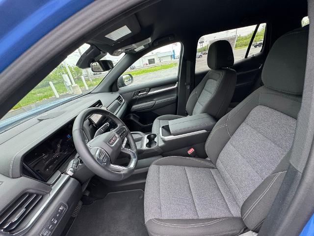 new 2025 GMC Terrain car, priced at $33,105
