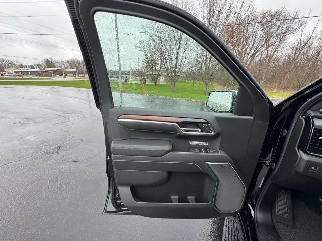 new 2025 GMC Sierra 1500 car, priced at $73,250