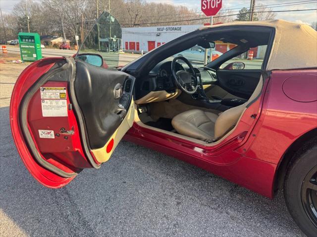 used 2004 Chevrolet Corvette car