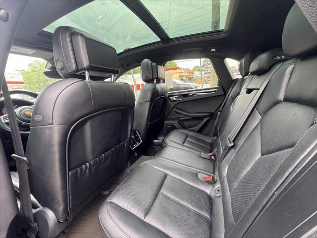 used 2017 Porsche Macan car