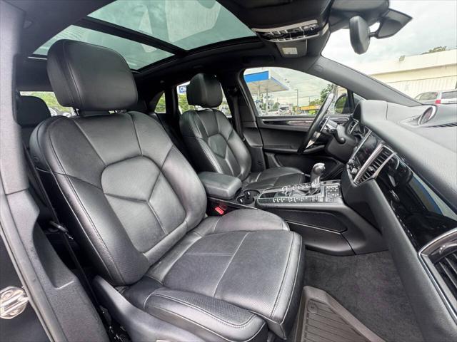 used 2017 Porsche Macan car